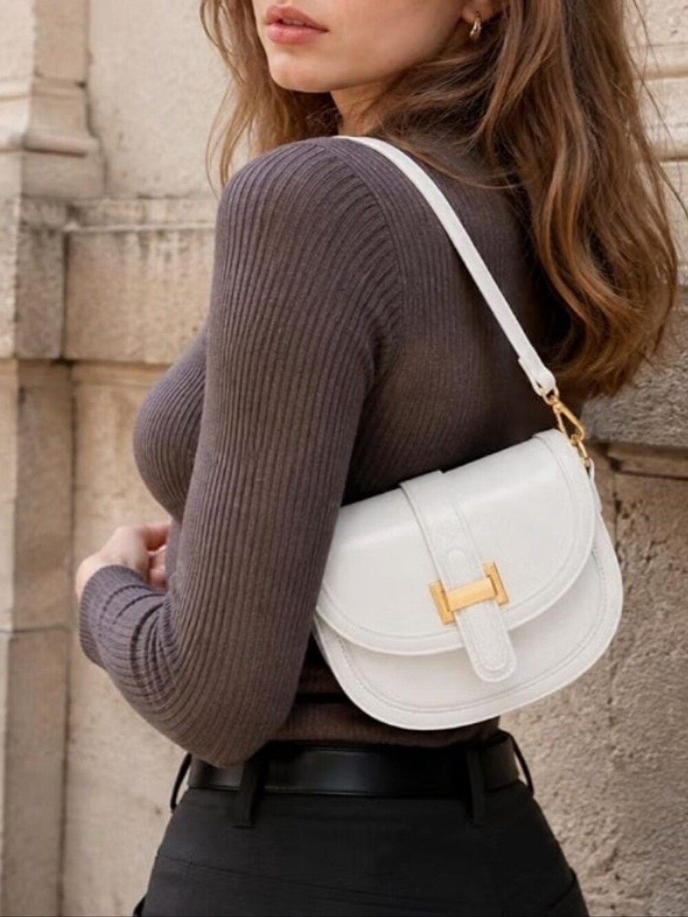 Elegant White Saddle Shoulder Bag with Gold Accent